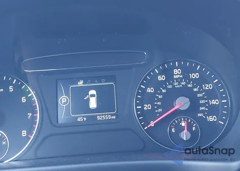 2017 Kia Sorento 2.4L Lx z USA, uszkodzony, nr VIN 5XYPGDA39HG332910